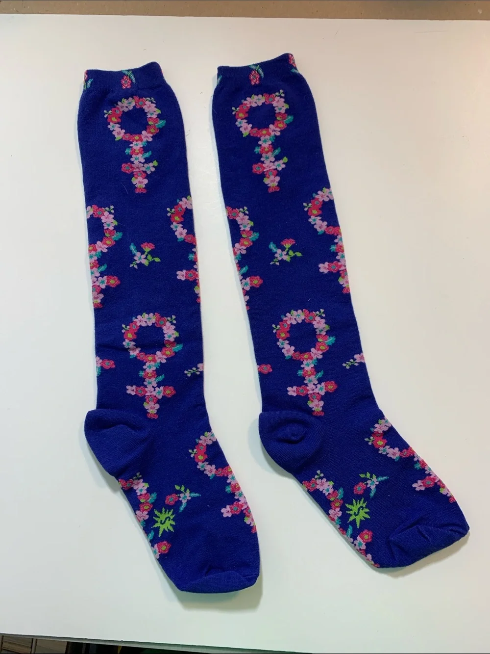 STRETCH-IT WIDE CALF KNEE HIGH SOCKS SOCK IT TO ME FEMM POWERMENT